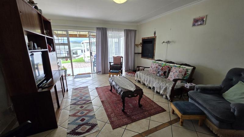 3 Bedroom Property for Sale in Fraaiuitsig Western Cape